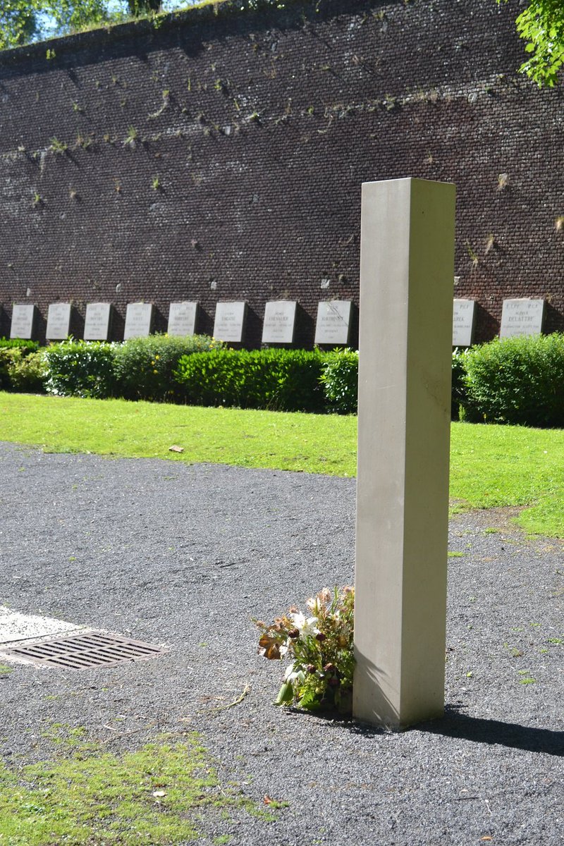 Vanguard_WW2's tweet image. 23 July 1942
Julien Delvel was 16-years old when the Germans tied him to a wooden stake and shot him in the Arras citadel in northern France.
He had joined a local FTP Resistance group the previous summer and had been arrested by the French Gendarmerie in possession of a pistol…