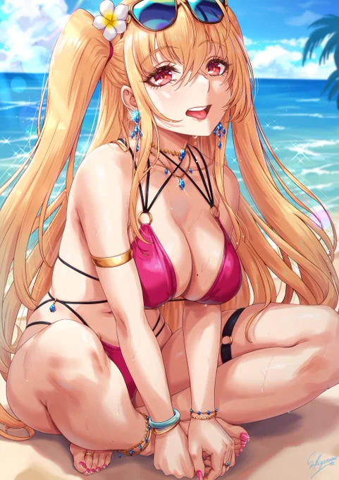 水着キャロライン・ユリ