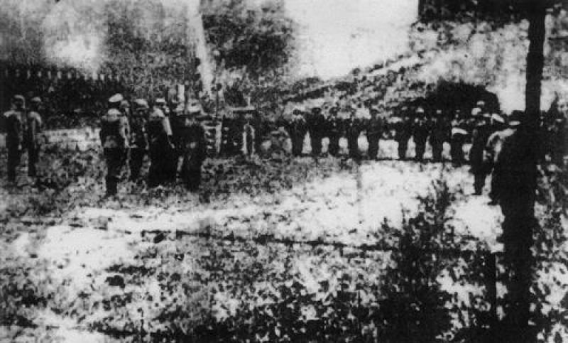 Vanguard_WW2's tweet image. 23 July 1942
Julien Delvel was 16-years old when the Germans tied him to a wooden stake and shot him in the Arras citadel in northern France.
He had joined a local FTP Resistance group the previous summer and had been arrested by the French Gendarmerie in possession of a pistol…
