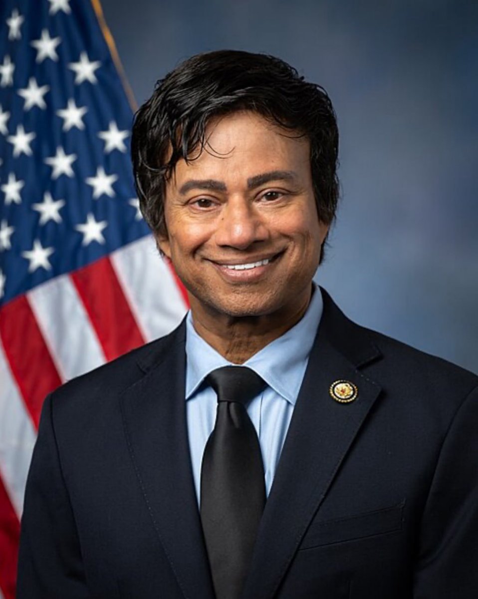 KashPatelNewsX's tweet image. Would you support revoking Rep. Shri Thanedar’s citizenship and deporting him BACK to India ?
YES or NO?