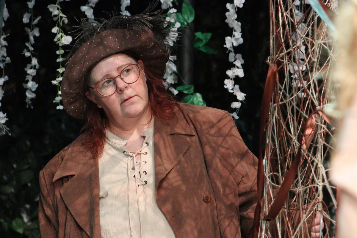 UnboundTheatre's tweet image. First dress rehearsal done, and 'As You Like It' is shaping up to be very special indeed. Forget the world for a couple of hours and come share the joy, silliness, and love.
Bookings and info: unboundtheatre.co.uk/bucks-shakespe…
#TellGreatStories #BucksShakespeareFest