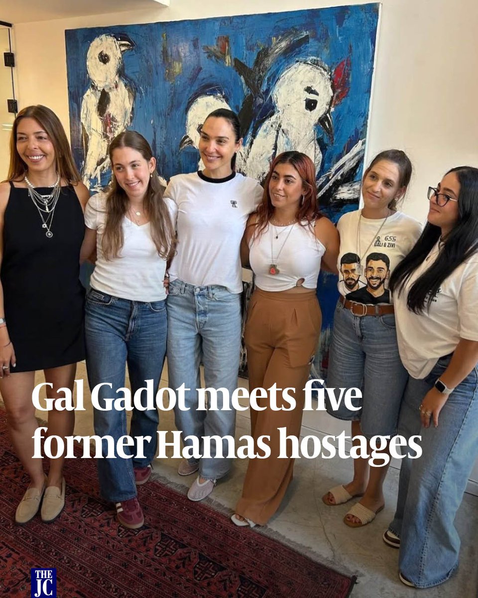 JewishChron's tweet image. Gal Gadot met with five former hostages on Tuesday. The Wonder Woman actress told the survivors of Hamas brutality of their strength and resilience.