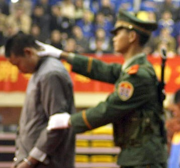 BattlementLK's tweet image. Chinese actor Zhang Yiyang was executed by firing squad for murdering 16 year old.
United States meanwhile is protecting Epstein's clients.
Capitalism breeds degeneracy, not innovation.