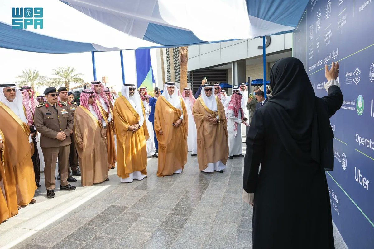 SPAeconomic's tweet image. وزير "النقل" يُدشّن المرحلة التطبيقية الأولية للمركبات ذاتية القيادة.
spa.gov.sa/ar/w2365703
#واس_اقتصادي