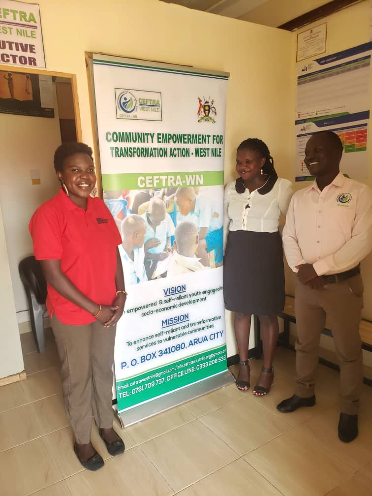 CEFTRAWESTNILE's tweet image. This morning we were so delighted to host executive director of Oppo initiative,a youth led organization newly started to learn from us .
We believe in partnership and uplifting youth led initiatives. 
&quot;Amplifying youth voices&quot;
@GCSP_Uganda , @C4C_Uganda