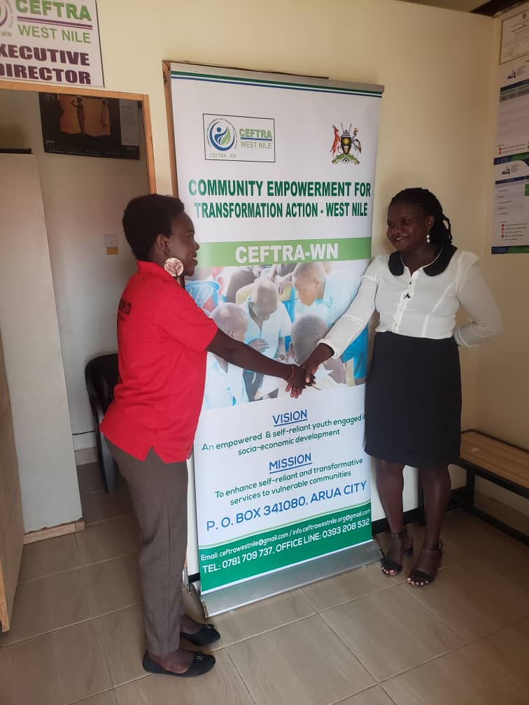 CEFTRAWESTNILE's tweet image. This morning we were so delighted to host executive director of Oppo initiative,a youth led organization newly started to learn from us .
We believe in partnership and uplifting youth led initiatives. 
&quot;Amplifying youth voices&quot;
@GCSP_Uganda , @C4C_Uganda
