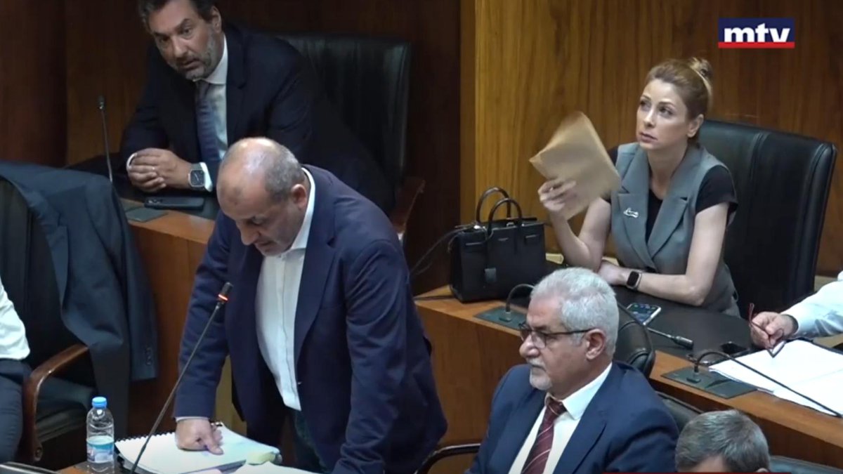 MTVEnglishNews's tweet image. Watch: No AC in Parliament, so MPs Took Off Their Jackets mtv.com.lb/en/news/Local/…
