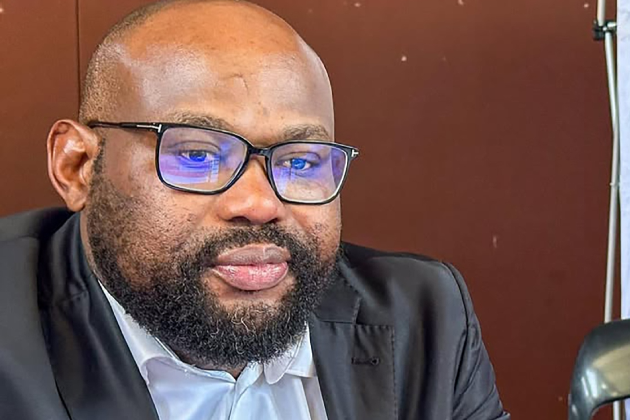 Martin_Nel_99's tweet image. 🚨 Why is Premier Lesufi protecting the Gauteng Health Head?
Last week, @Lesufi promised to remove Mr Lesiba Malotana — the man at the centre of:
💸 R725 million in budget underspending
⚖️ A court ruling that found the dept violated cancer patients' rights
🕵️ SIU corruption…