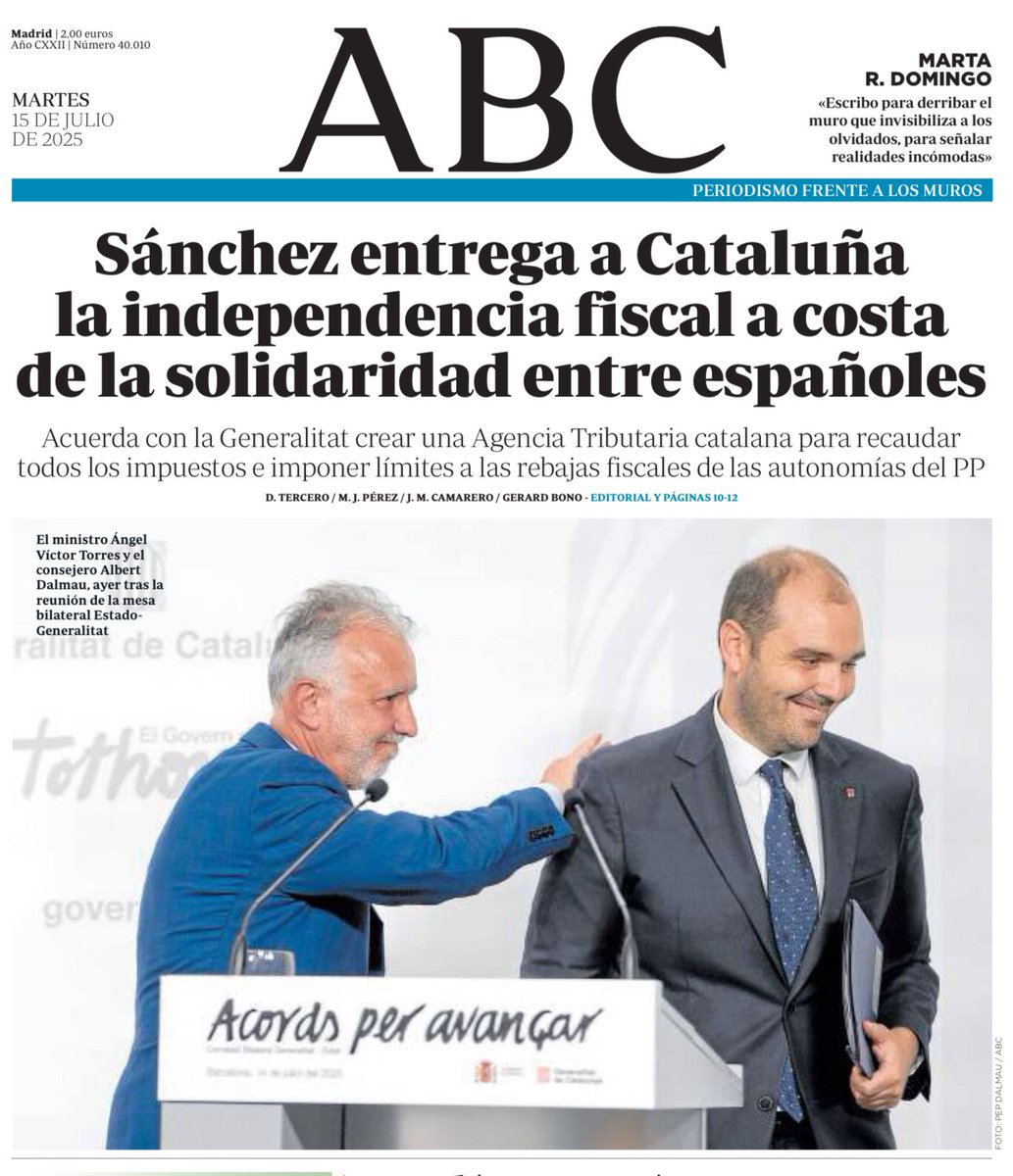 Dos maneras de defender Canarias.
Dos maneras de entender la Política.
Dos maneras ejercer la coherencia. 
Un Presidente que prioriza en interés de su Tierra, frente a un Ministro que antepone su poltrona.
#ModoCanario