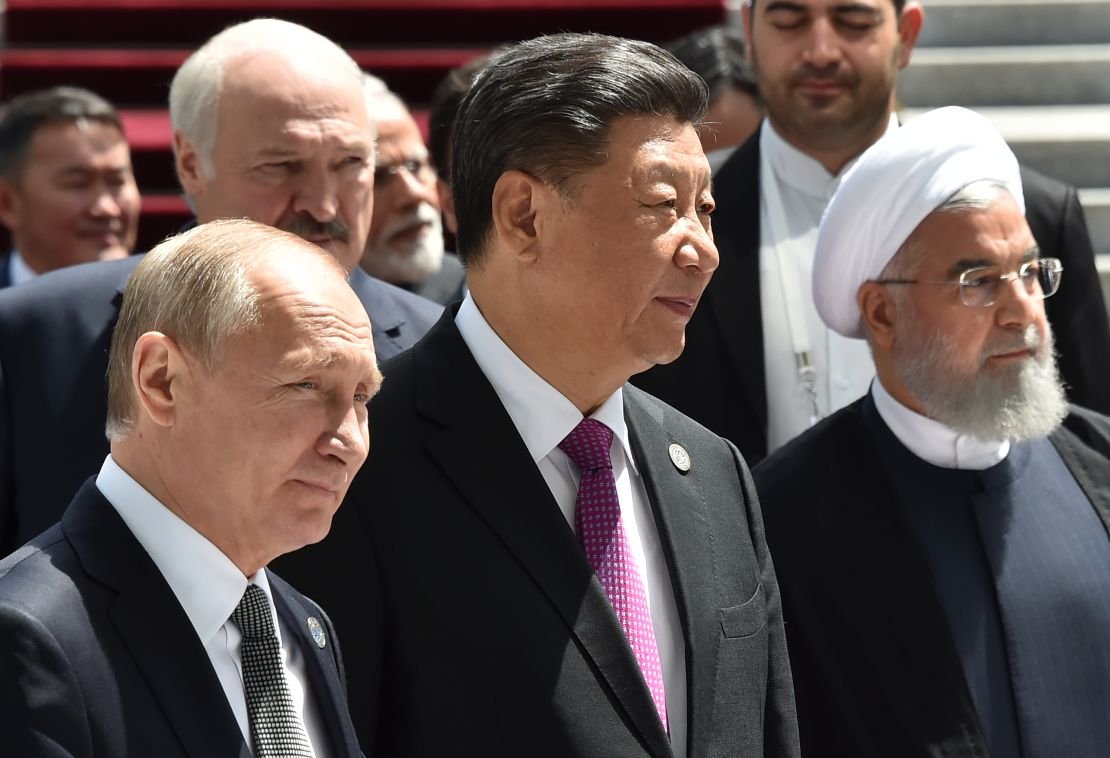 BattlementLK's tweet image. Western hegemony isn't in decline.
It's already in the gutter.
And It's desperately trying to climb out.