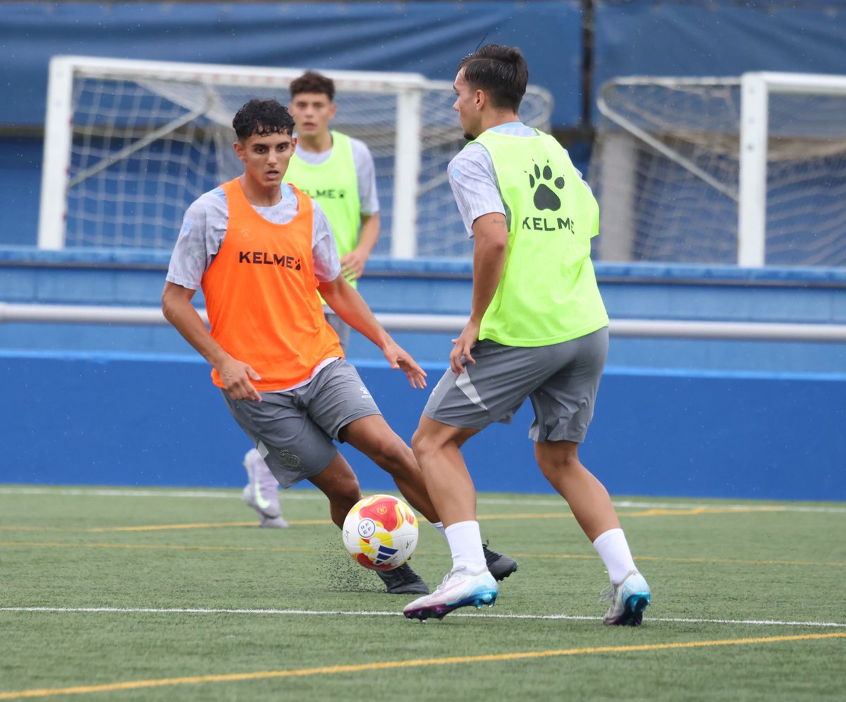 ▶️ Primer entrenament de la temporada del Juvenil A, sota les ordres de Marc Xalabarder.
#RCDE #La21