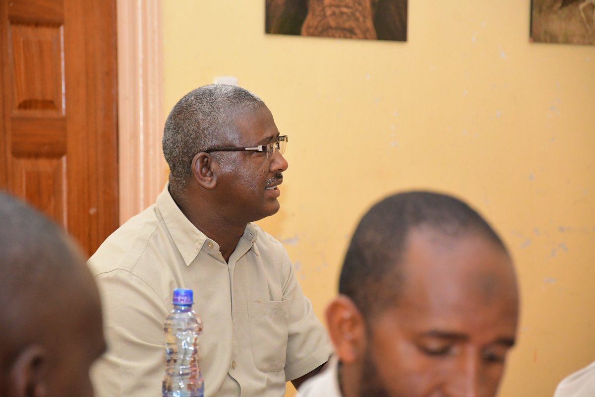 MWADO3's tweet image. In today’s workshop, chiefs raised concerns over the reliability of age assessment tests. In one defilement case, a suspect believed to be around 30 years old was declared 15–17, undermining justice. There’s a need to review the age verification processes. @OxfamKE @KenyaAsal