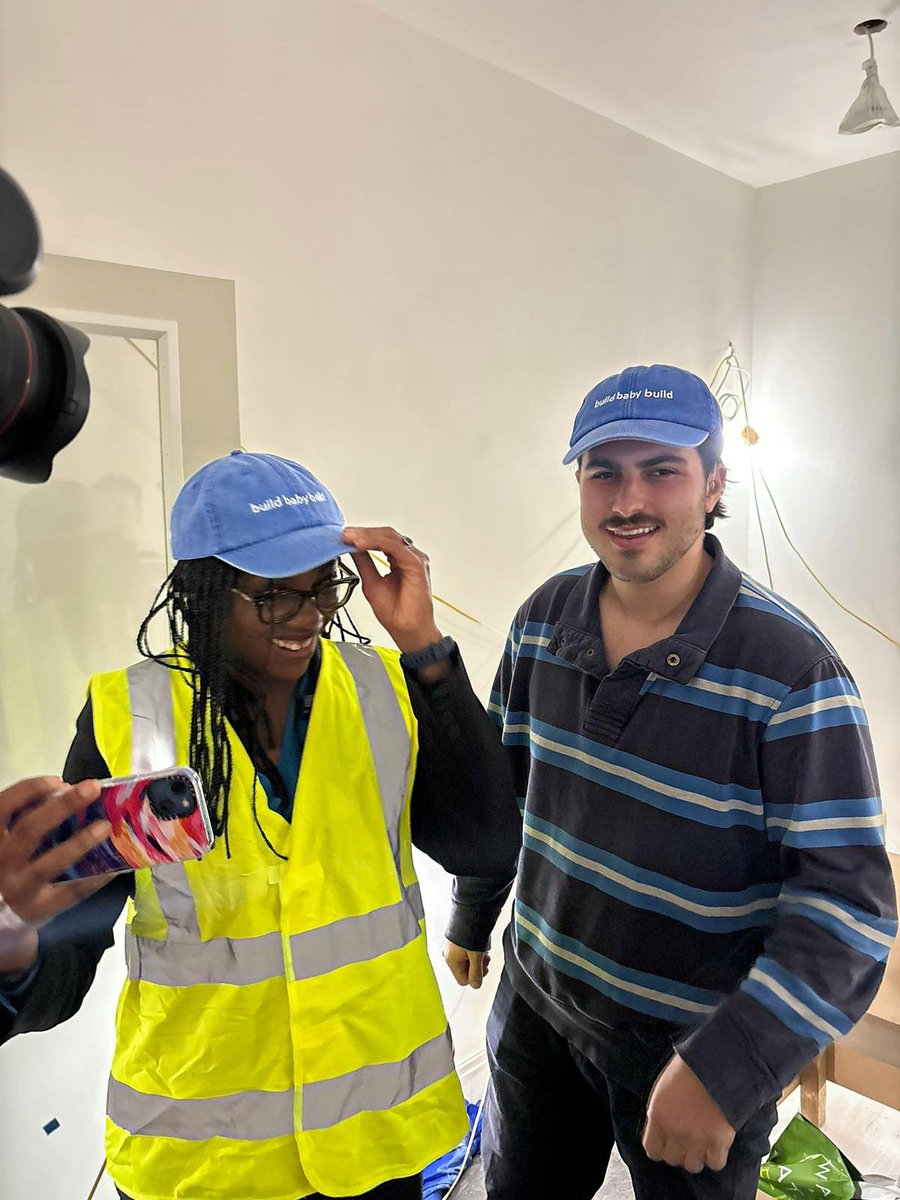 JLYucel's tweet image. Strategising the #buildbabybuild revolution this morning with @KemiBadenoch
Enjoy the @consyimby 🧢