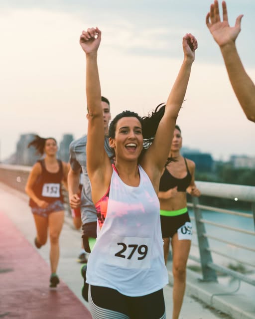 GillianAMichael's tweet photo. Healthy Lifestyle, Healthy Feet: 
A balanced diet and staying hydrated contribute to overall foot health. Keep your feet happy by taking care of your whole body!
Healthy habits = Healthy feet.
#healthyhabits #healthyfeet #feethealth #podiatrist #podiatry https://t.co/2blyyKd3t7