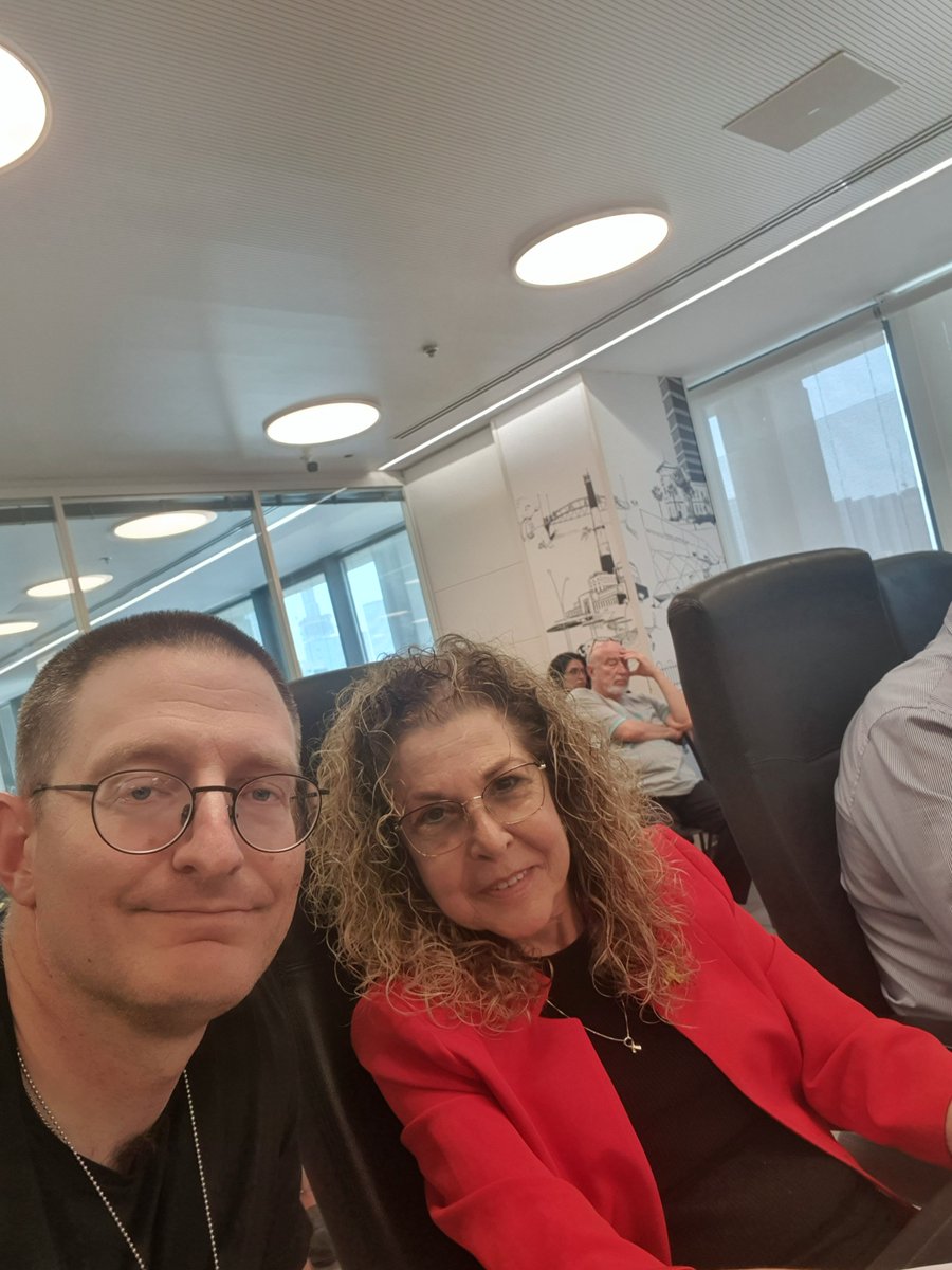 דיון סוער בוועדת תכנון ובנייה על תכנית 5555 (שמחליפה את תמא 38) להתחדשות עירונית. נלחמים למען התושבים. <a href="/Meital_Lehavi/">מיטל להבי- Meital Lehavi</a>