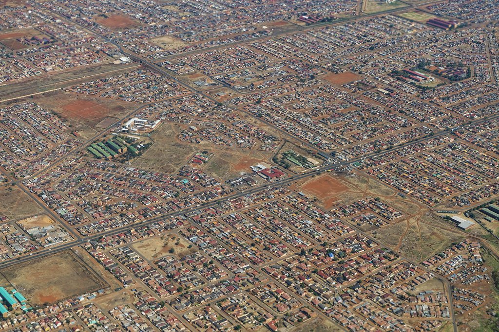 SCP_Hughes's tweet image. Almost every city in Sub-Saharan Africa is mostly low-rise, whereas almost every city in Asia and North Africa is mostly dense mid-rise. Why is this?