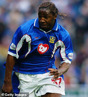 PompeyPatter's tweet image. 17 days until @Pompey kick off the season, so it’s time for another #CountdownToKickOff and today it’s number 17.. Vincent Pericard! He played an instrumental role in getting us to the Premier League! What’s your favourite memory of Pericard? #Pompey