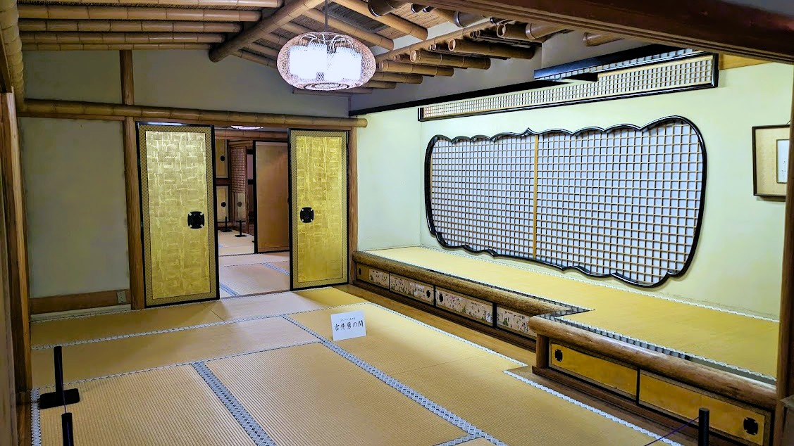 Tokyonobo's tweet image. Hogyoku-tei in the Shozan Garden is a guest house built in the 1950s by the founder of the Nishijin textile industry &quot;Shozan,&quot; and is a magnificent and gorgeous building that displays the designs of Shoin-zukuri and Sukiya-zukuri. #峰玉亭 #しょうざん庭園