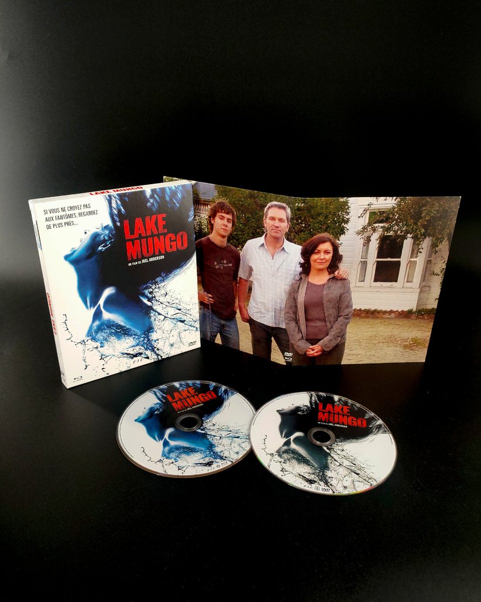 ESC_Films_'s tweet image. LAKE MUNGO EST ARRIVÉ AU BUREAU !
🛒 Il vous reste 15 jours pour précommander le film de Joel Anderson et profiter de -10 % juste ici 👉🏻 bit.ly/LAKEMUNGO
👻 Un easter egg se cache quelque part sur le 2 volets, on vous laisse trouver !
#LAKEMUNGO #JOELANDERSON #BLURAY