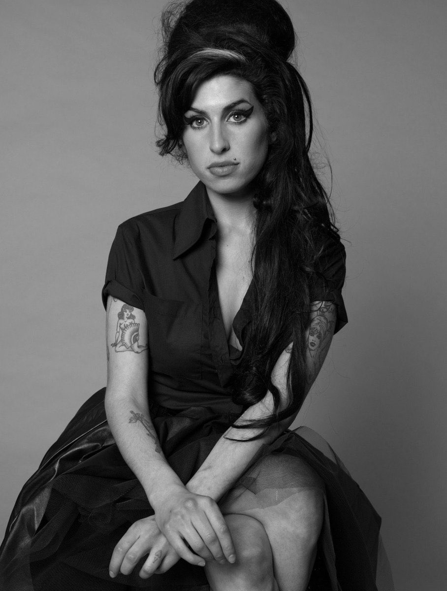 CoededMarshall's tweet image. 14 years ago today, We tragically lost one of the most iconic and talented singers of all time, The Legendary Amy Winehouse, Rest In Peace Queen 🙏🏾