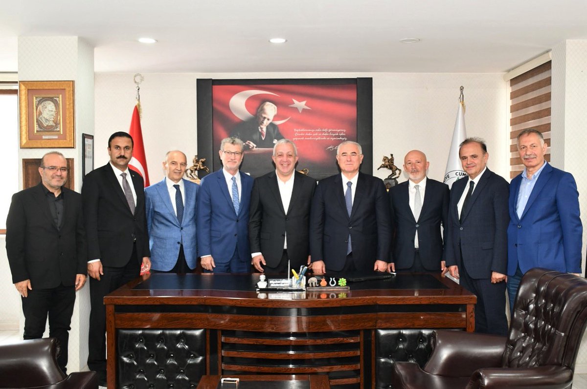 Kamu Denetçiliği Kurumu (Ombudsmanlık) (@trombudsman) on Twitter photo 📍Artvin
Kamu Başdenetçisi Sayın Mehmet Akarca ve Kamu Denetçiliği Kurumu heyeti, halkla buluşma programı çerçevesinde, Artvin Belediye Başkanı Sayın Bilgehan Erdem’i ziyaret etti.
<a href="/bilgehanerdem08/">Bilgehan Erdem</a> <a href="/artvinbeltr/">Artvin Belediyesi</a>
<a href="/e_erkanbalta/">E. Erkan Balta 🇹🇷</a> #MehmetAkarca
#KDK 📍Artvin
Kamu Başdenetçisi Sayın Mehmet Akarca ve Kamu Denetçiliği Kurumu heyeti, halkla buluşma programı çerçevesinde, Artvin Belediye Başkanı Sayın Bilgehan Erdem’i ziyaret etti.
<a href="/bilgehanerdem08/">Bilgehan Erdem</a> <a href="/artvinbeltr/">Artvin Belediyesi</a>
<a href="/e_erkanbalta/">E. Erkan Balta 🇹🇷</a> #MehmetAkarca
#KDK