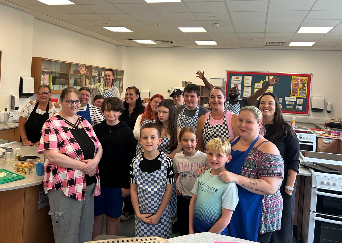 Week 3 was something special from homemade pizza to garlic bread. Our families are growing in confidence and connection. The kitchen was filled with joy, laughter and even a visit from some VVIPs! Moments like these truly matters. <a href="/Carluke_SEBN/">Carluke HS - S.E.B.N</a> 

#summerholidays #CLD #FamilyFun