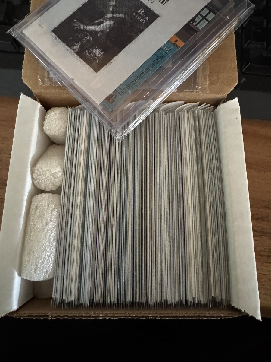 polsk42170's tweet image. Réception COMC à l'instant avec 100 nouvelles cartes de Rick Barry 😍. Ouais, je suis un débile 🤣
@Gylbret