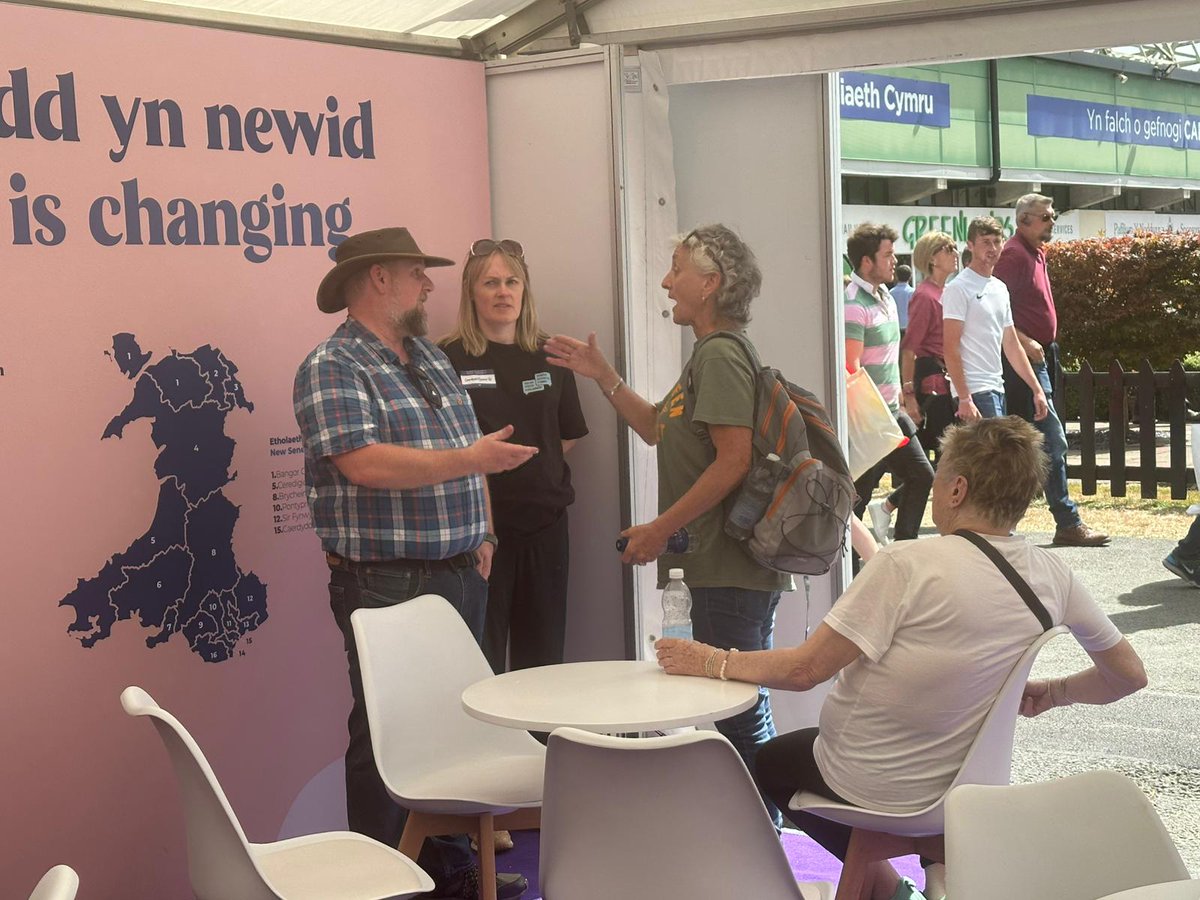 SeneddFinance's tweet image. 💬Finance Committee Chair @PeredurPlaidAS
chats to the public @royalwelshshow about the Welsh Government budget spending priorities 2026-27.
📔Read our recent report on budget engagement: shorturl.at/7Ugwj