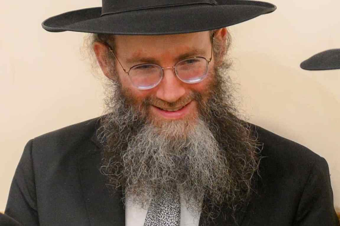 behadrei_bhol's tweet image. התלמידים נותרו יתומים > טרגדיה: המשגיח שהיה אבא לתלמידיו נפטר מהמחלה >> bhol.co.il/bit/5bKNa