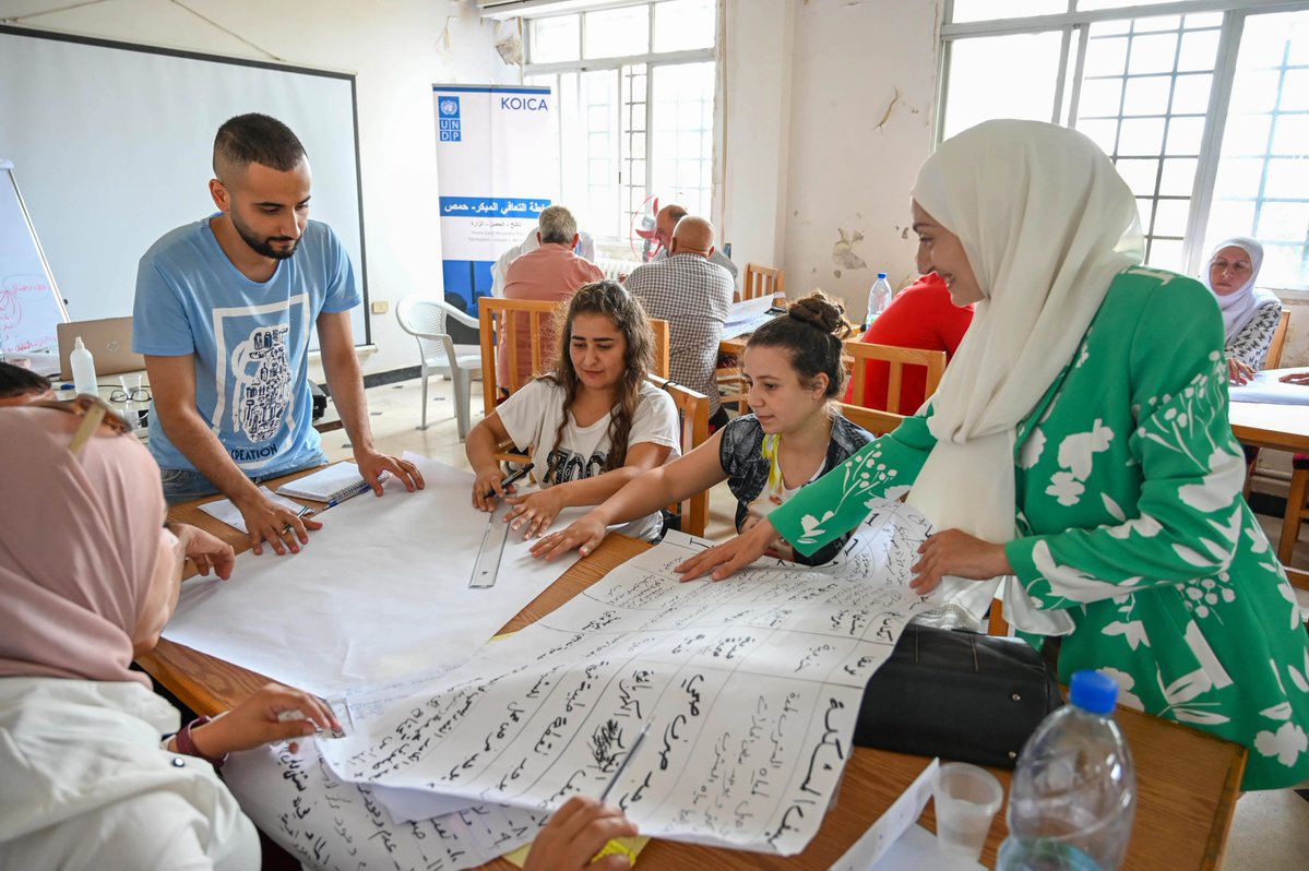 UndpSyria's tweet image. ✨From reviving schools to restoring water to powering essential services with solar energy, @UNDP #Syria is putting community-led recovery plans in action across #Homs, #DeirEzZor & #Aleppo🙏Thanks to support from 🇰🇷 #KOICA
✨Recovery shaped by communities, for communities