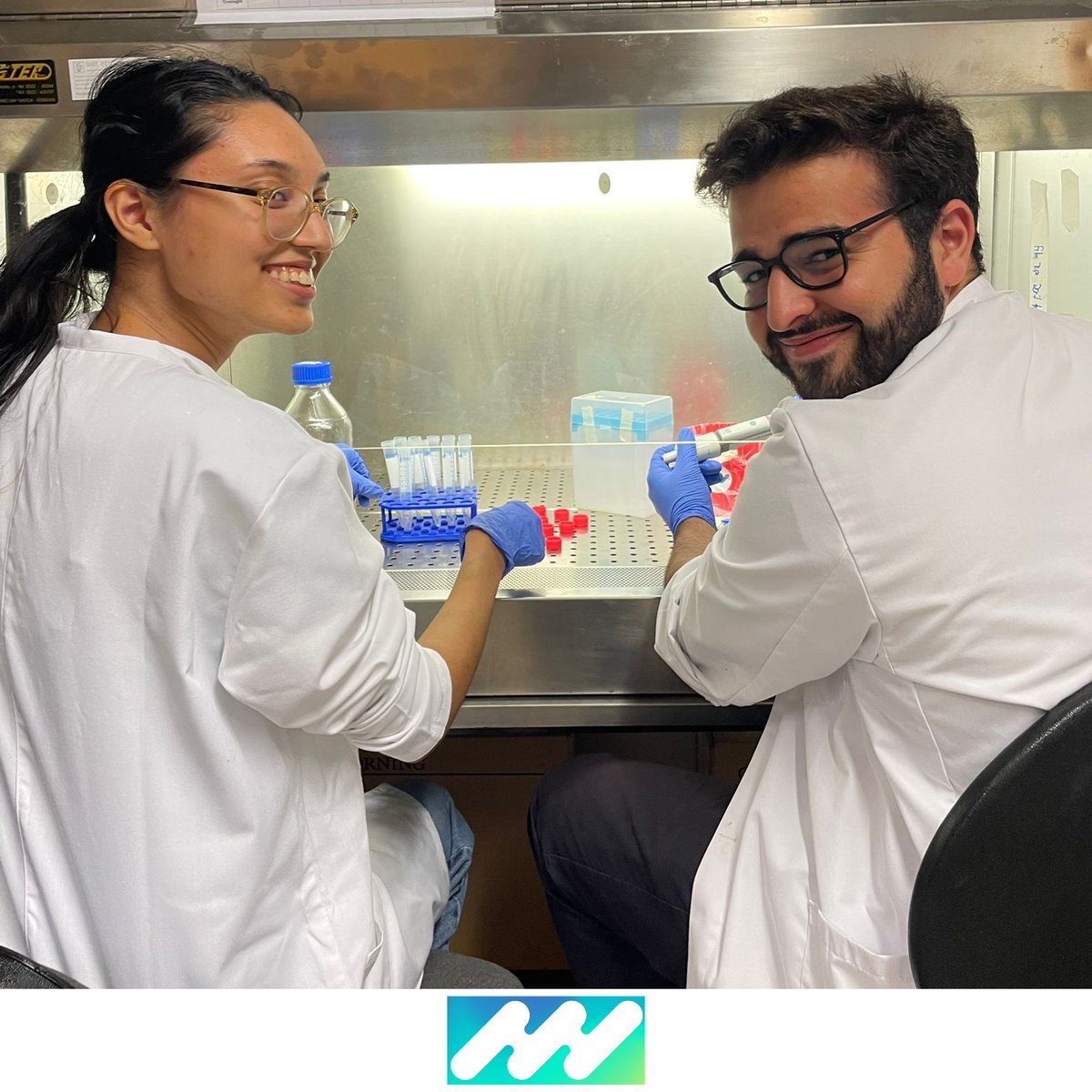 iPlantMicro's tweet image. It’s July at @itqbnova, that means it’s time for Summer Science 2025!☀️🧪
This year, we’re thrilled to host Mariana and Henrique, who will be training with us to explore how beneficial microbes colonize different crops under various stresses.
Welcome aboard!🌱🔬
@greenit_bio4sus