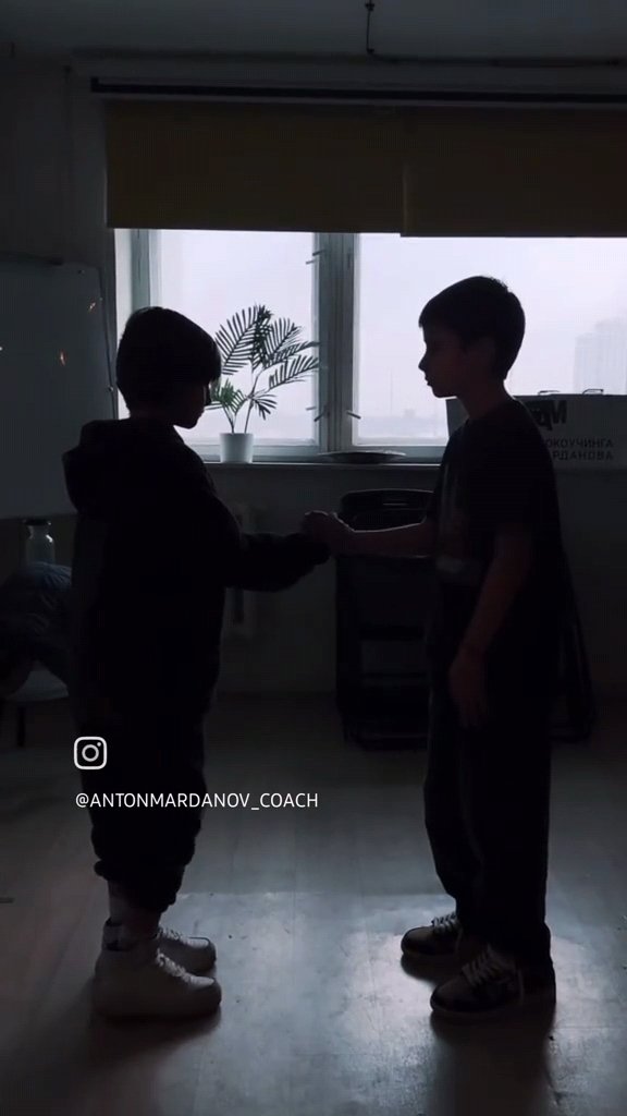 lovernofriend's tweet image. #мгс #майоргромсериал
Я плачу всё 😭😭😭😭😭