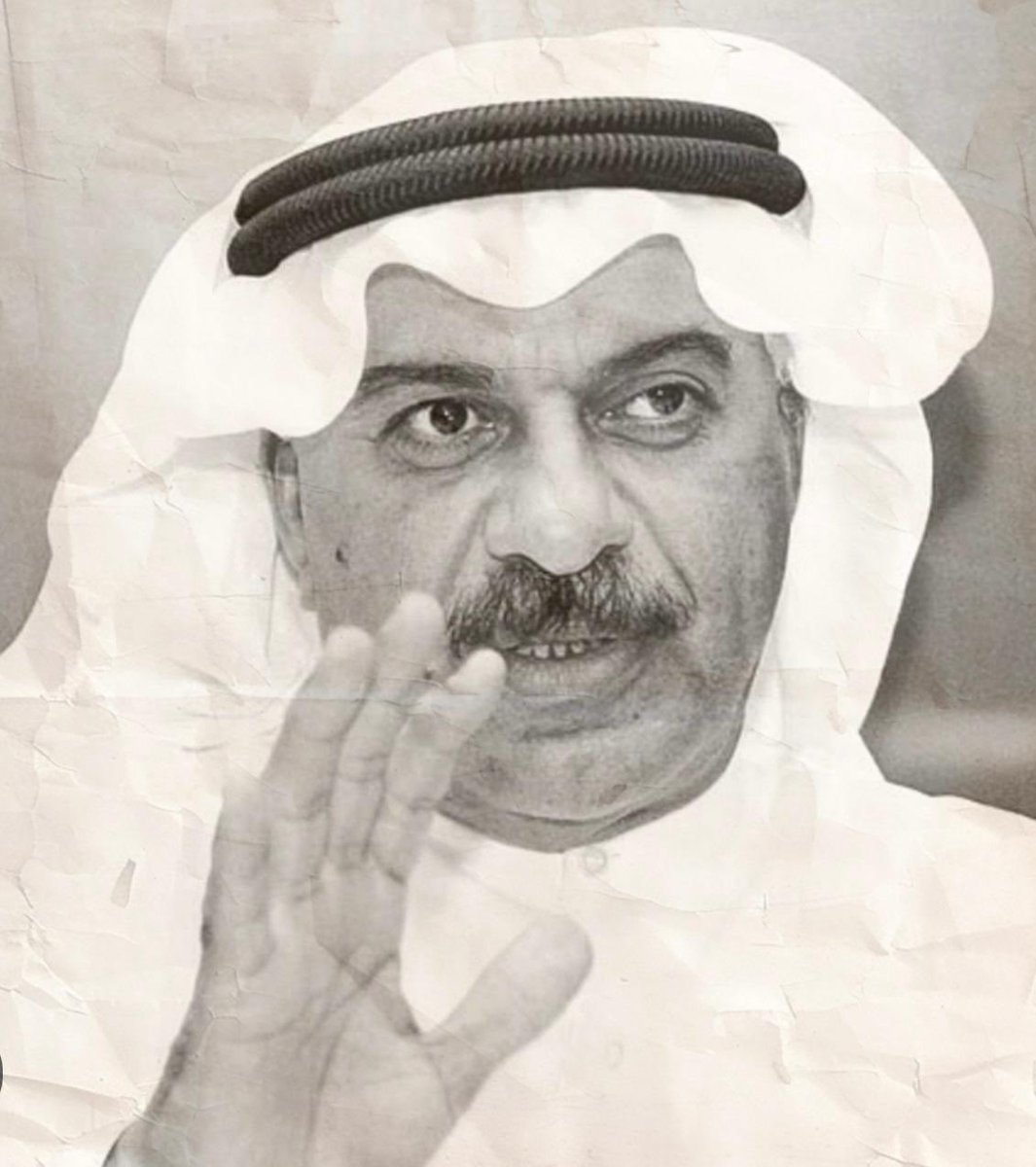 عظم الله أجركم في فقيد المسرح القطري

ببالغ الحزن تلقينت نبأ رحيل الفنان القدير محمد البلم، 
الذي عرفته عن قرب والذي أفنى عمره في خدمة المسرح والفن والثقافة في قطر، وترك بصمة لا تُنسى في وجدان هذا الوطن.

أتقدم بخالص العزاء إلى أسرته الكريمة، وزملائه في الحركة المسرحية، وكل من