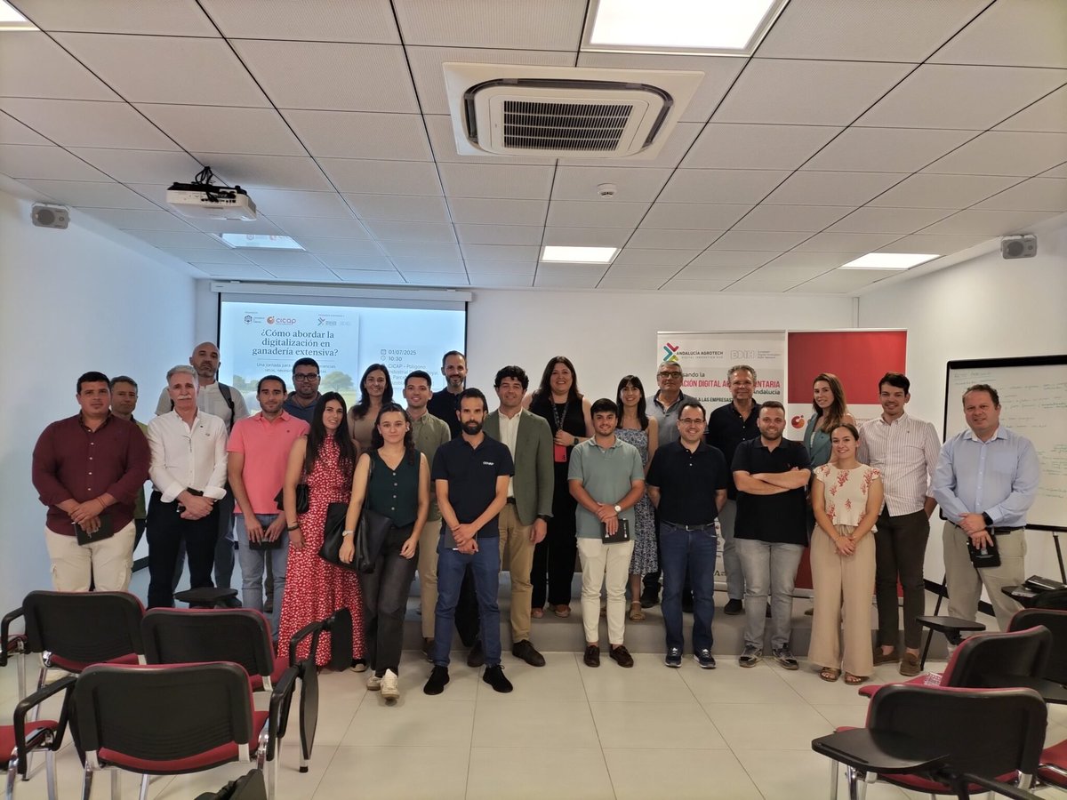 DIHAndAgrotech's tweet image. Ya tienes disponible la newsletter de julio #DIH #EDIH
👉Conoce las alianzas estratégicas europeas #networking
🧑💼Programa Kit Espacios de datos
✅ Casos de éxito y nuevos miembros @DIHAndAgrotech
⚡️ Suscríbete ya: andaluciaagrotech.com/articulos-y-ne…
