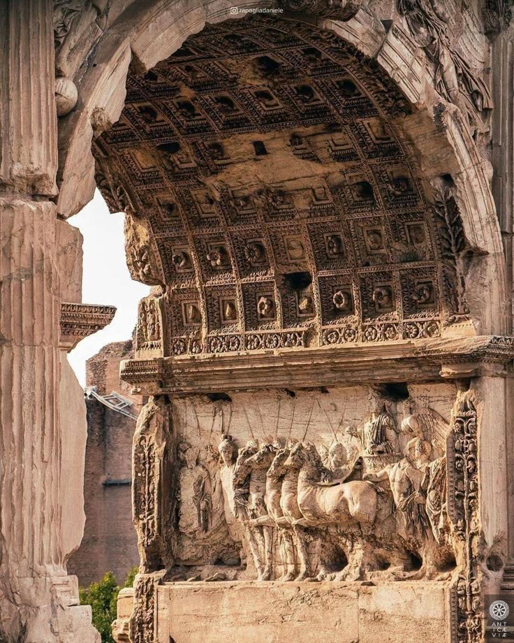 HeritageMatterz's tweet image. Arch of Titus, a triumphal arch located in Rome, Italy.
Built around 81 AD, it commemorates the military achievements of Emperor Titus.