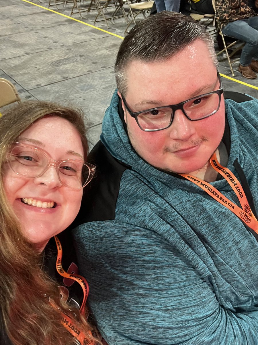 ashley ༘⋆ tweet media