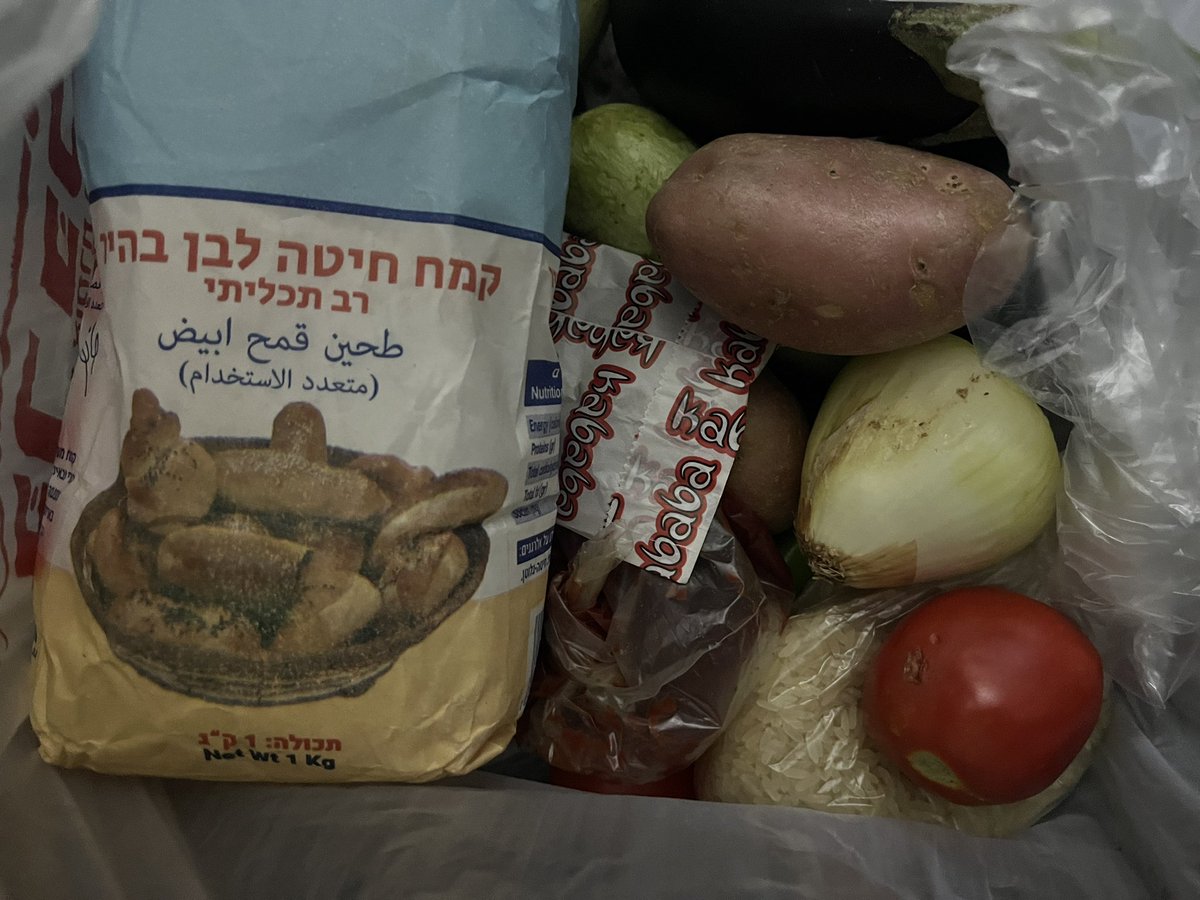 mogaza02's tweet image. A kilo of flour, a few vegetables, &basic supplies—that’s all we need to make a meal that helps us survive one more day.
Your donations make this possible.
Please don’t just watch 🙏
Do something.
Donate Now to help feed my starving children.
gofund.me/fcc3cd8e 💔