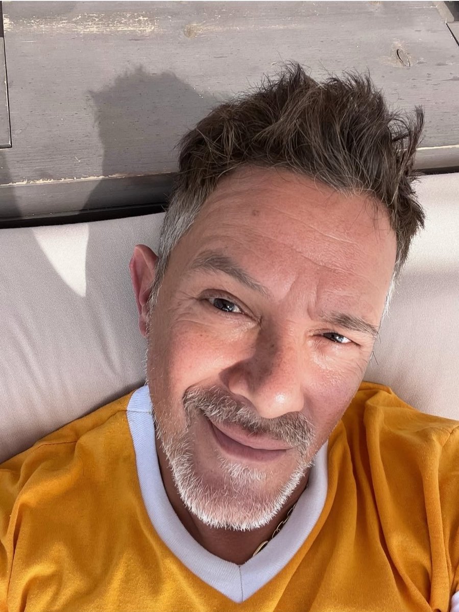 Club Me Sumerjo Chile (@mesumerjo_chile) on Twitter photo Buenos dΓas π
<a href="/AlejandroSanz/">Alejandro Sanz</a>
<a href="/MeSumerjo_Chile/">Club Me Sumerjo Chile</a>
#AlejandroSanz
#CΓ³moSerΓa
#MeSumerjoChileπ¨π±
#MiΓ©rcoles Buenos dΓas π
<a href="/AlejandroSanz/">Alejandro Sanz</a>
<a href="/MeSumerjo_Chile/">Club Me Sumerjo Chile</a>
#AlejandroSanz
#CΓ³moSerΓa
#MeSumerjoChileπ¨π±
#MiΓ©rcoles