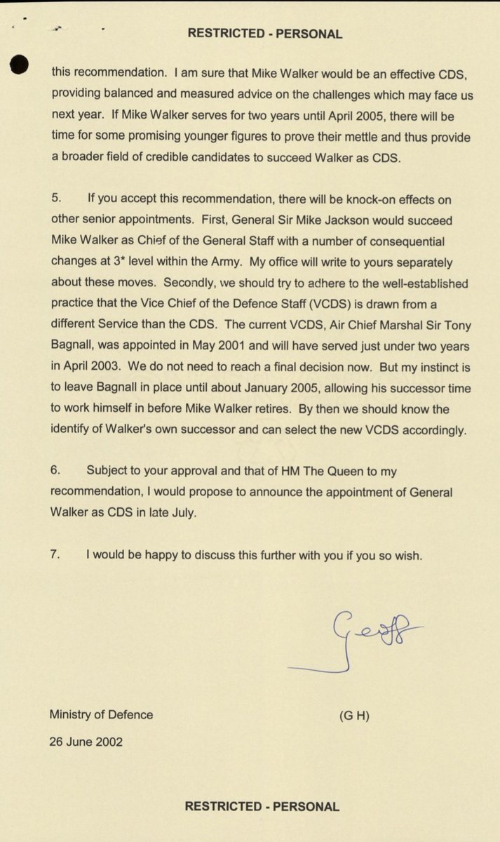 pinstripedline's tweet image. Fascinating Archive release - the 2002 note from Geoff Hoon (SofS) to Tony Blair recommending Admiral Boyce be let go after 2yrs as CDS, and not extended in post citing a wider succession problem if he stayed in post.
Really interesting insight to MOD politics and SofS/CDS ties.