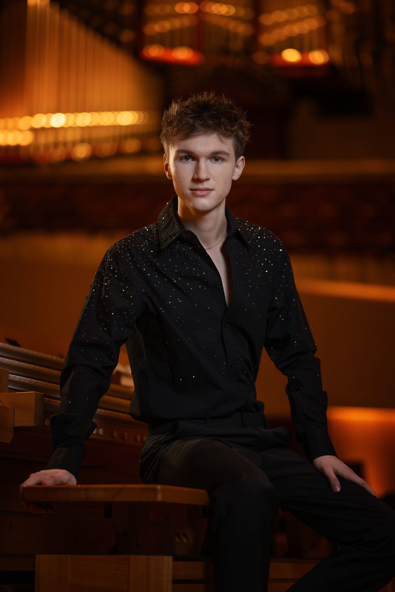 York Minster tweet media