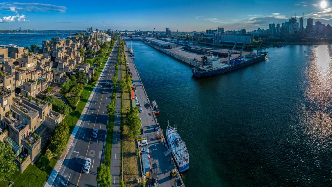 mtlgazette's tweet image. Iconic bike rides: Circuit Gilles Villeneuve route is a favourite for Gazette photographer montrealgazette.com/entertainment-…