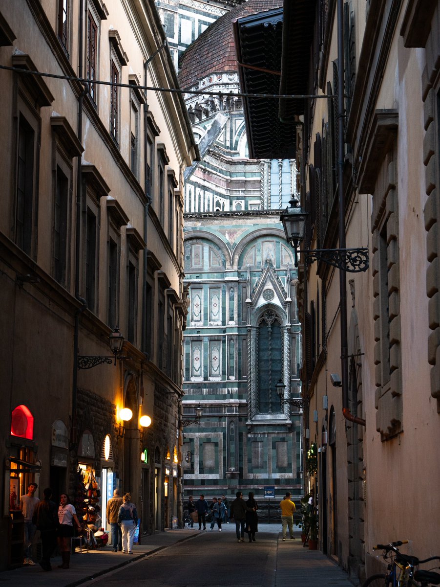 gezenhikayeci's tweet photo. A day in Florence, Italy. https://t.co/7h5xbiGvvo