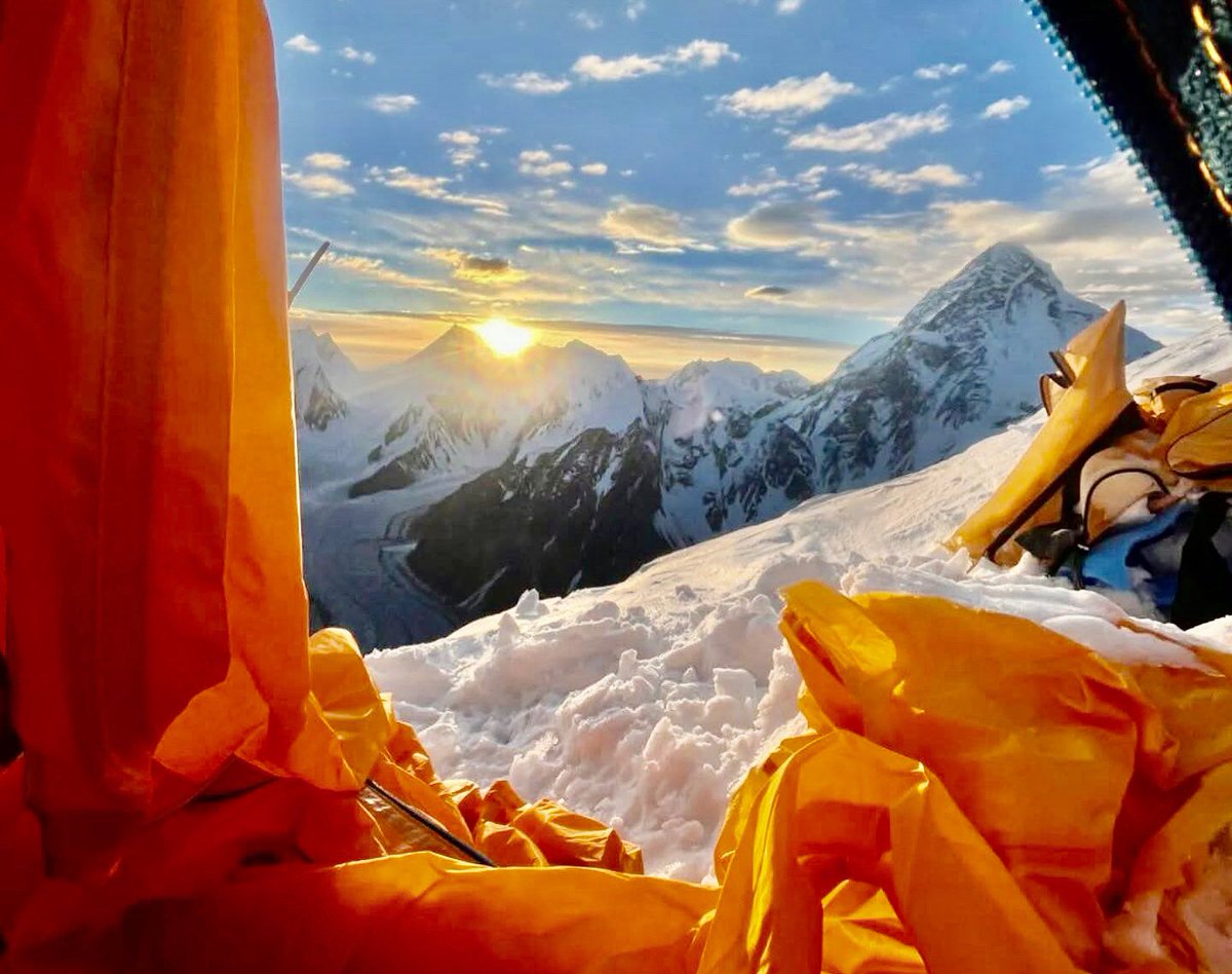 the_8000m tweet media