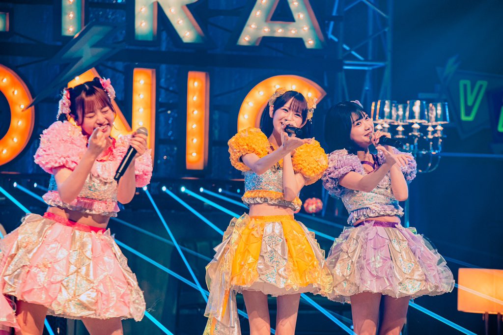 cho_choonpa_tx's tweet image. 【#テレ東超超音波 スタジオPhoto📸】
⚡️7/25(金) 27:15〜深夜放送⚡️
#SCRAMBLESMILE
(@SCRAMBLE_SMILE)
Photo by
@music_1833
🔴TVer見逃し配信は翌日土曜日お昼12時から
#超超音波
#スクスマ