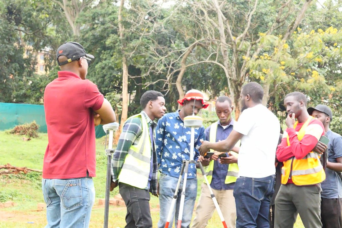 UCU_EngEnvt's tweet image. At UCU’s Engineering Department, we believe in learning by doing! Through hands-on practical, fieldwork, and innovation, we shape engineers who solve real-world problems. It’s all part of our mission to offer a complete education for a complete person.

#Apply2UCU