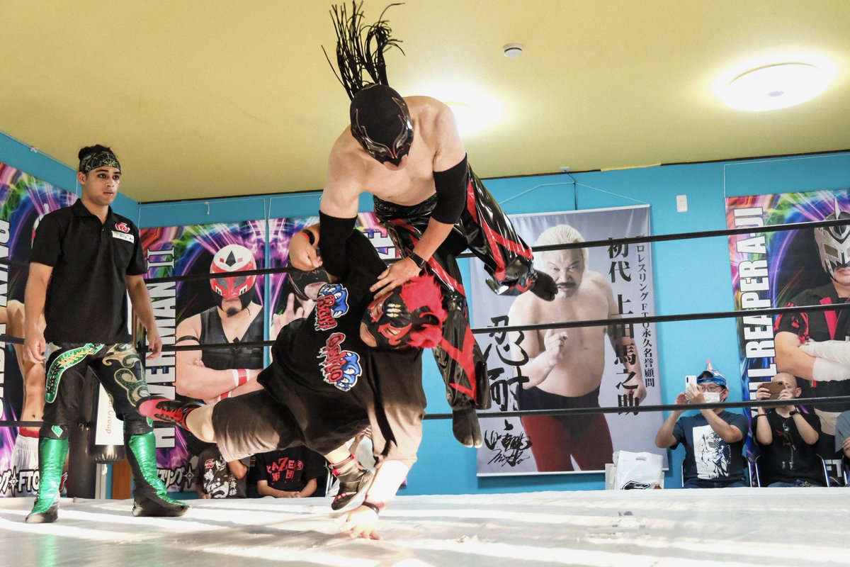 toratigerjiro's tweet photo. 25.7.20 プロレスリングFTO
道場マッチ“虎の穴”

スカルリーパーA-ji選手
レイ・オシート選手
①

#プロレスリングFTO #REALLUCHALIBRE #レアルルチャリブレ #レアル・ルチャ・リブレ https://t.co/ocD8R1HC2S