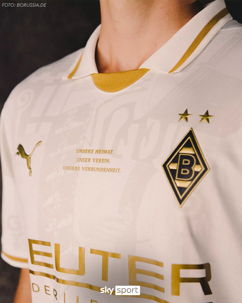 SkySportDE's tweet photo. Zum 125-jährigen Vereinsjubiläum präsentieren die Fohlen ein besonderes Trikot, das Tradition, Identität und Verbundenheit symbolisiert. ✨ https://t.co/4hNp2FxeHC