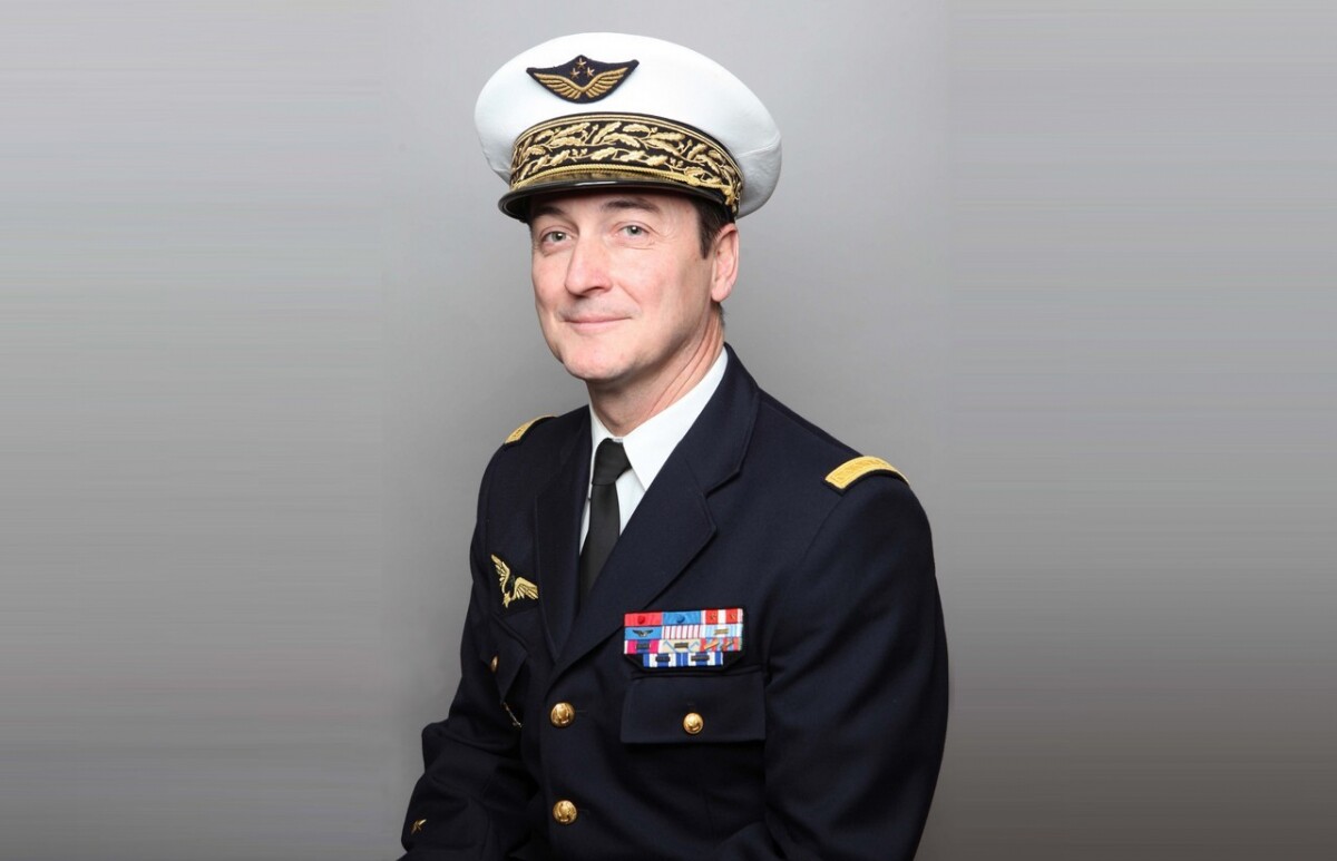 TheatrumBelli's tweet image. Le général Fabien MANDON succède au général Thierry BURKHARD comme Chef d'état-major des Armées.