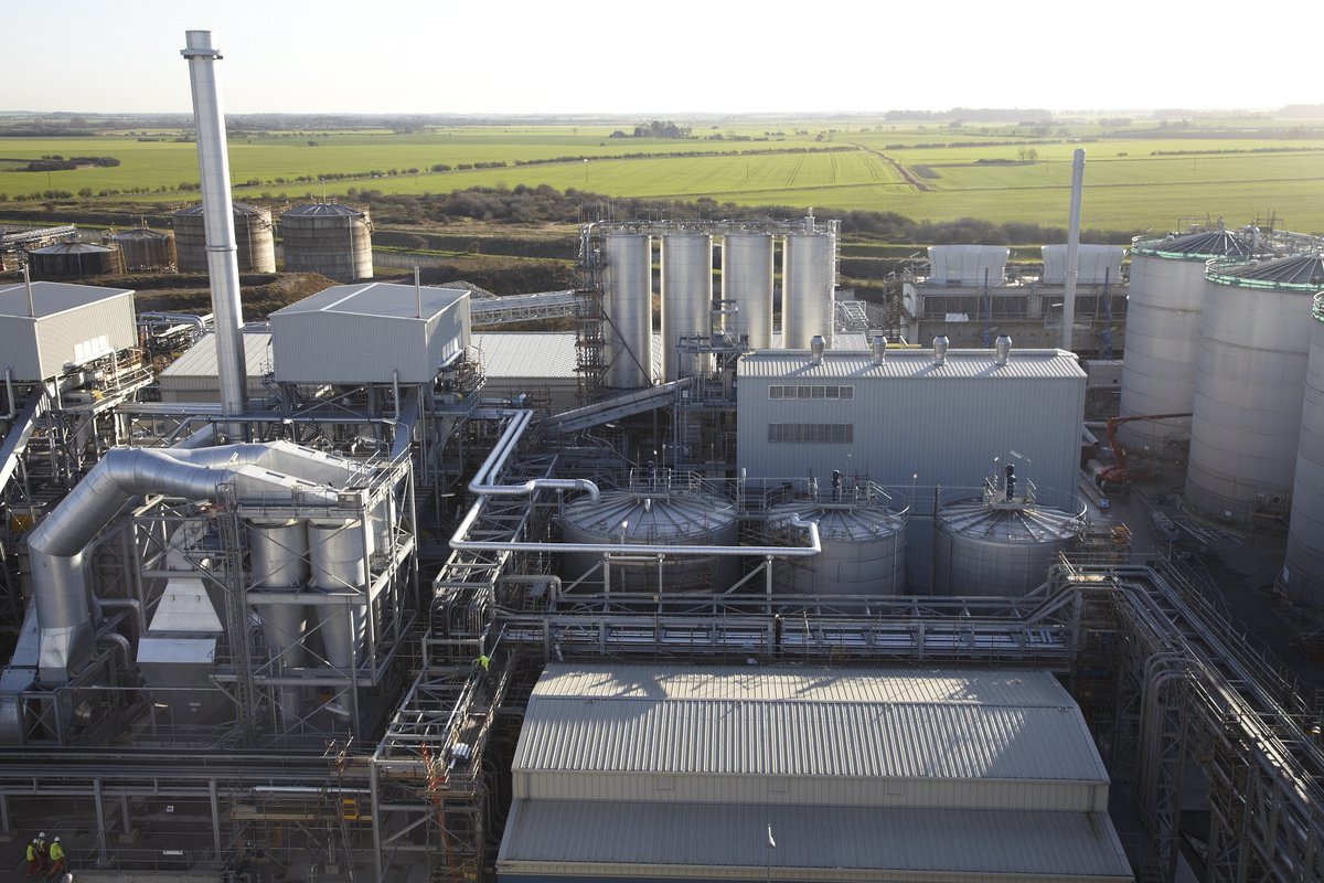 Humber Freeport's CEO Simon Green has joined business leaders to call on Government to protect Vivergo Fuels in Hull from closure.

A joint letter to Government said urgent intervention is needed.

Read the full letter <a href="/insideryorks/">Insider</a> 👇

insidermedia.com/news/yorkshire…

#HumberFreeport