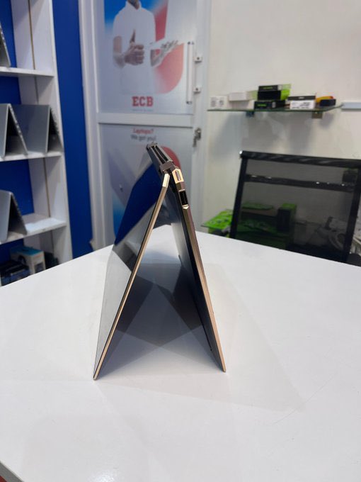 EdwinNgany's tweet image. HP SPECTRE 13-ap0xxx
•8th generation
•Processor Core i7
•x360 touchscreen
•Storage 512GB SSD
•Memory 16GB RAM
•Resolution FullHD
•Size 13.5 inches
windows 11pro + Ms Office
Selling at ksh.70,000
📞0717040531
📍Iconic Business Plaza 3rd Floor T12
ecbtechkenya.com